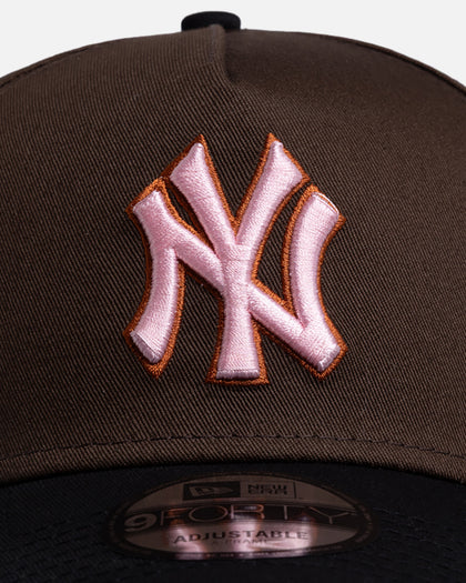 New Era New York Yankees 9Forty A-Frame Snapback Walnut