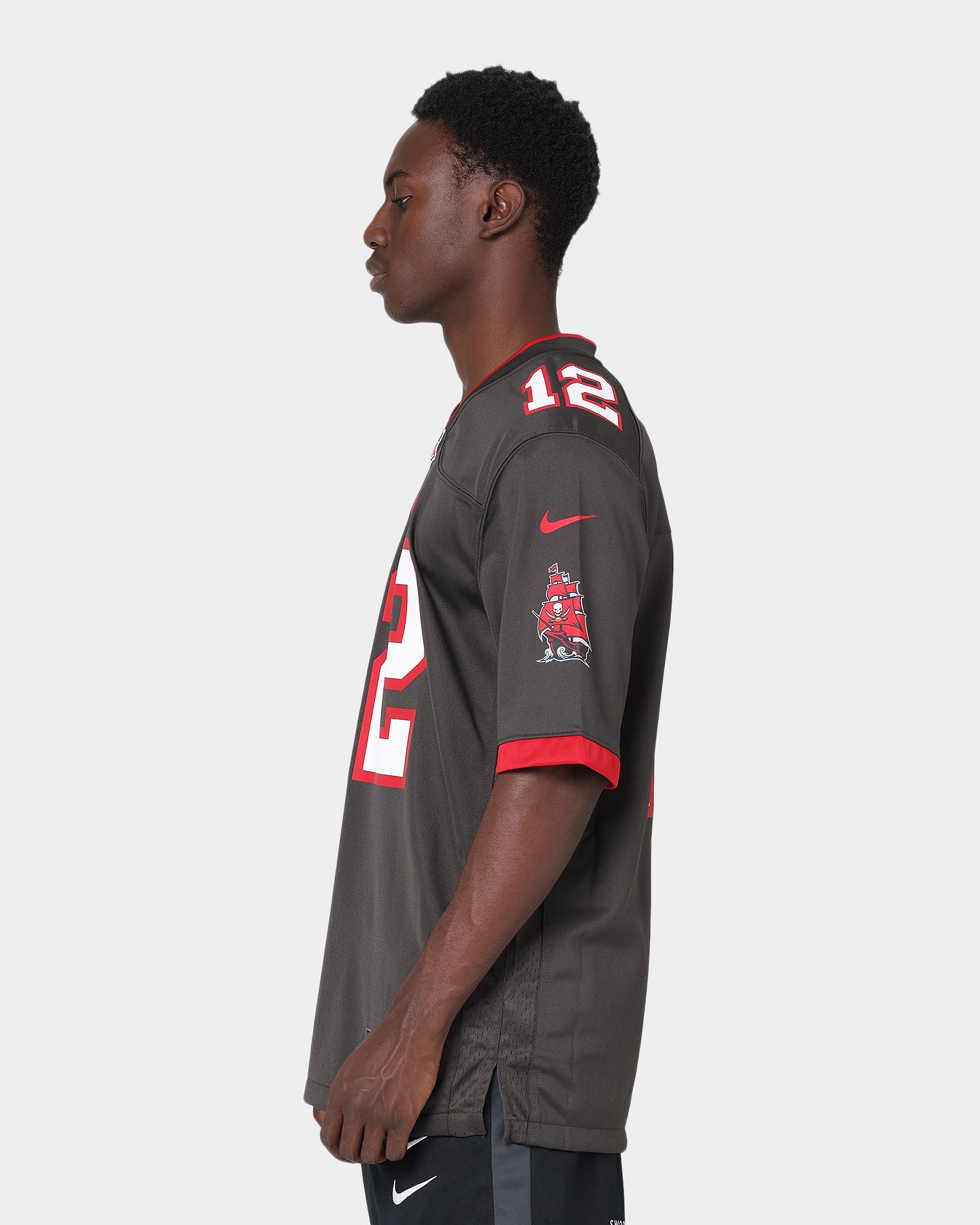 Nike Men's Tom Brady # 12 Tampa Bay Buccaneers NFL Game Jersey