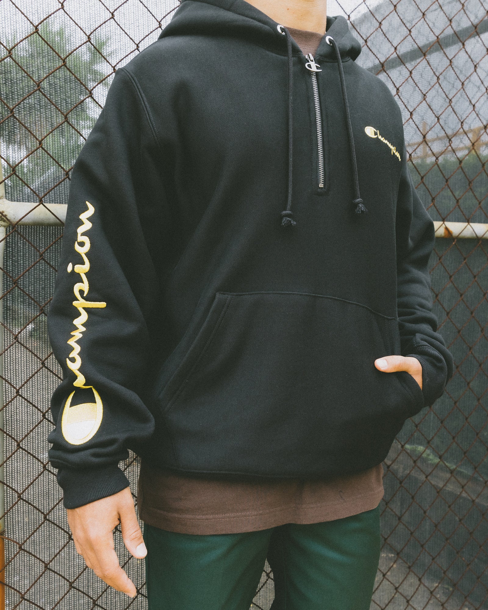 Champion Reverse Weave Quarter Zip Hoodie Black/Gold | Culture Kings