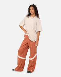 Nike Women's Sportswear Essentials T-Shirt Light Orewood Brown/White