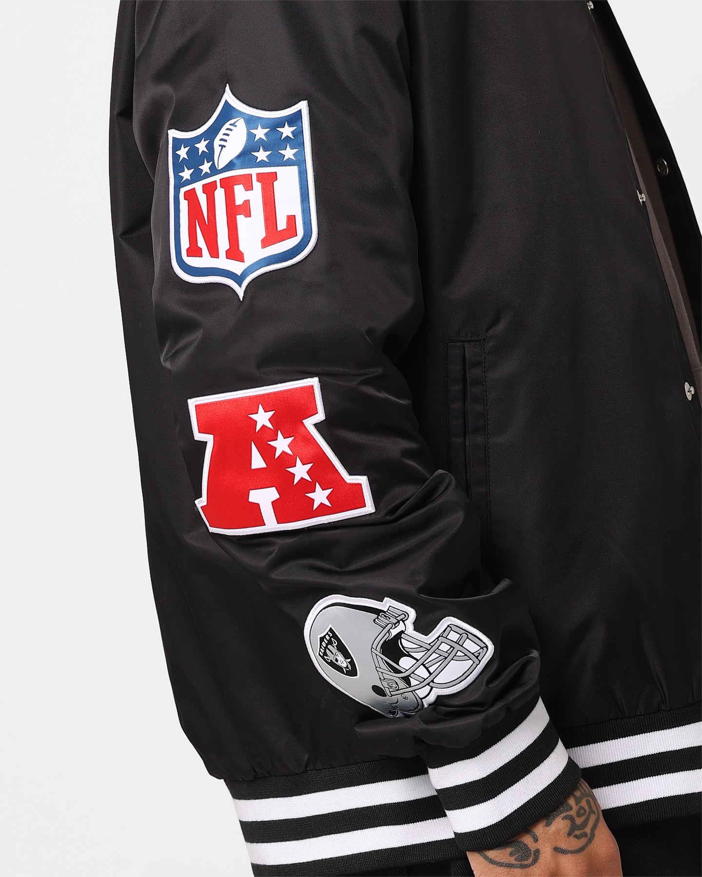 New Era Las Vegas Raiders Nylon Varsity Jacket Black | Culture Kings