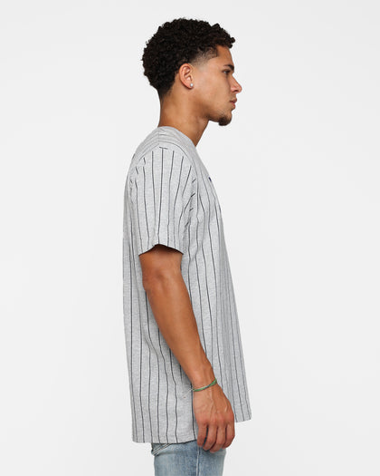 New Era New York Yankees Pinstripe T-Shirt Grey