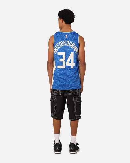 Nike Milwaukee Bucks Giannis Antetokounmpo Dri-FIT Swingman Jersey Photo Blue