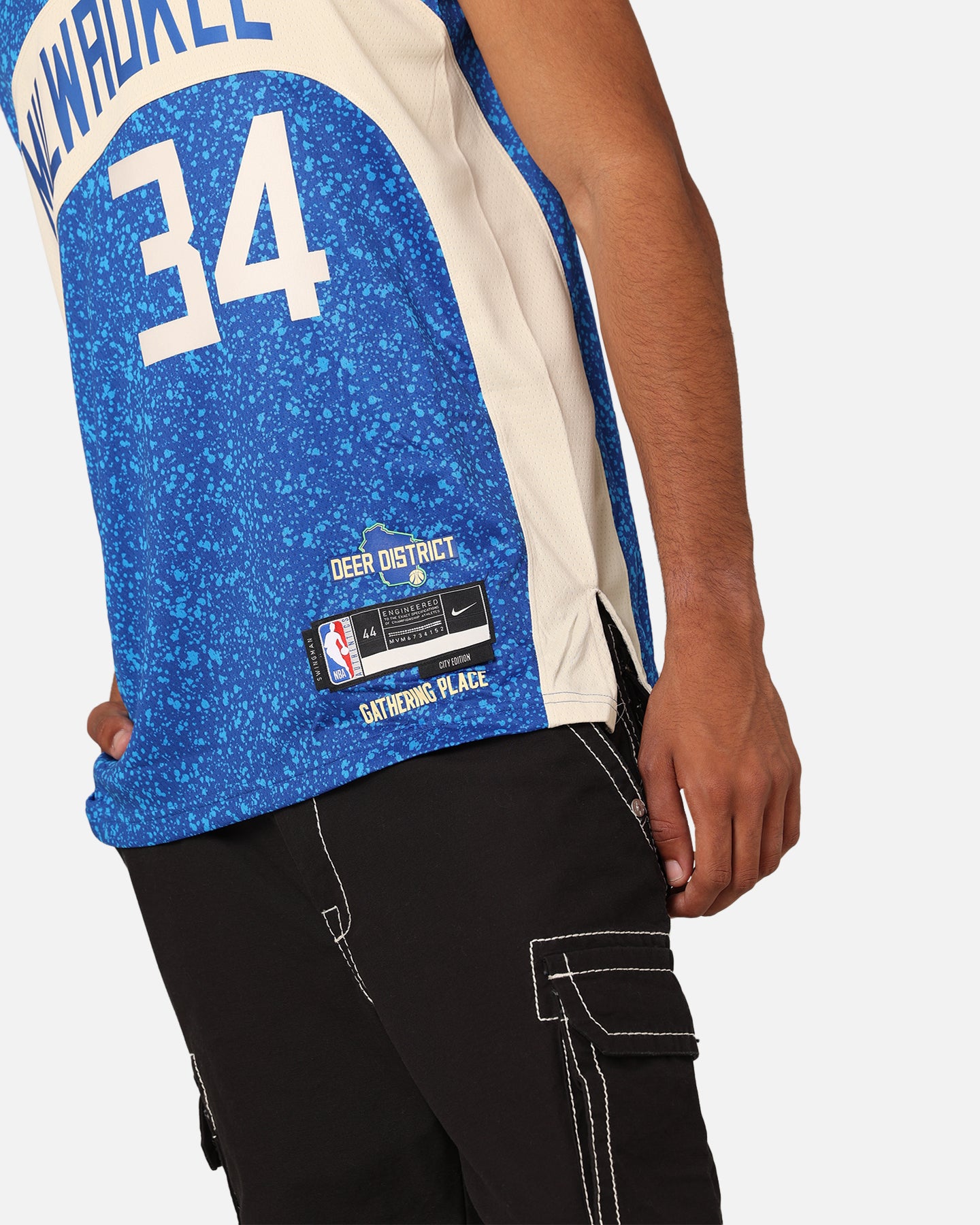 Nike Milwaukee Bucks Giannis Antetokounmpo Dri-FIT Swingman Jersey