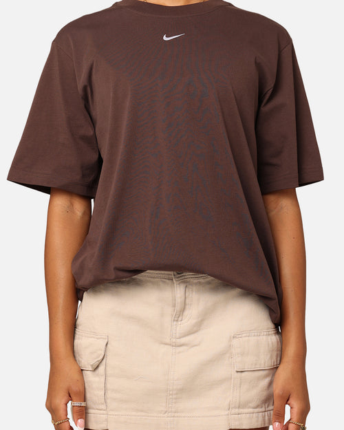 Nike Women's Sportswear Essential Boyfriend T-Shirt Baroque Brown