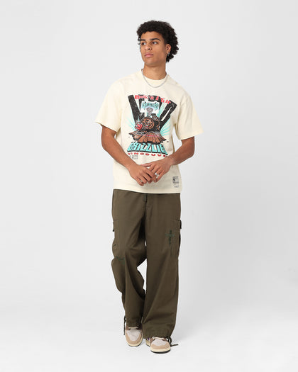 Mitchell & Ness Vancouver Grizzlies Bear On Tear T-Shirt Cream