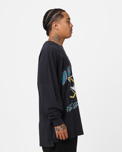 Majestic Athletic Anaheim Ducks Fly Long Sleeve Crewneck Faded Black