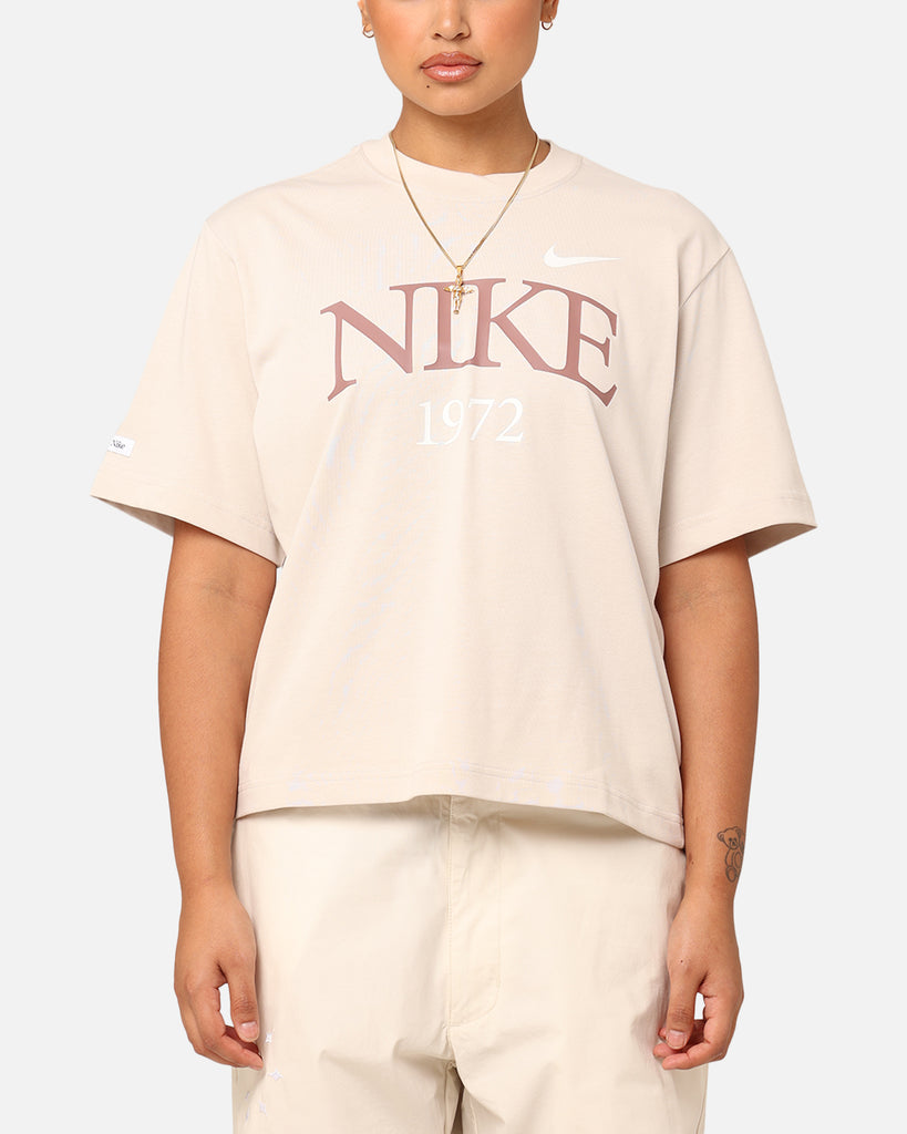vintage nike t shirt women's