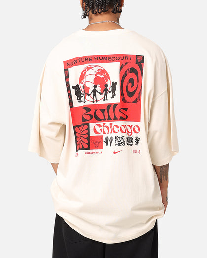 Nike Chicago Bulls NBA Courtside Oversized T-Shirt Pure