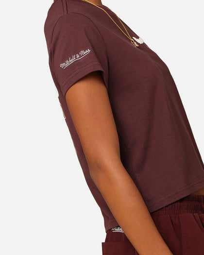 Mitchell & Ness Women's Chicago Bulls Wavey Text Shrunken Baby T-Shirt Fudge