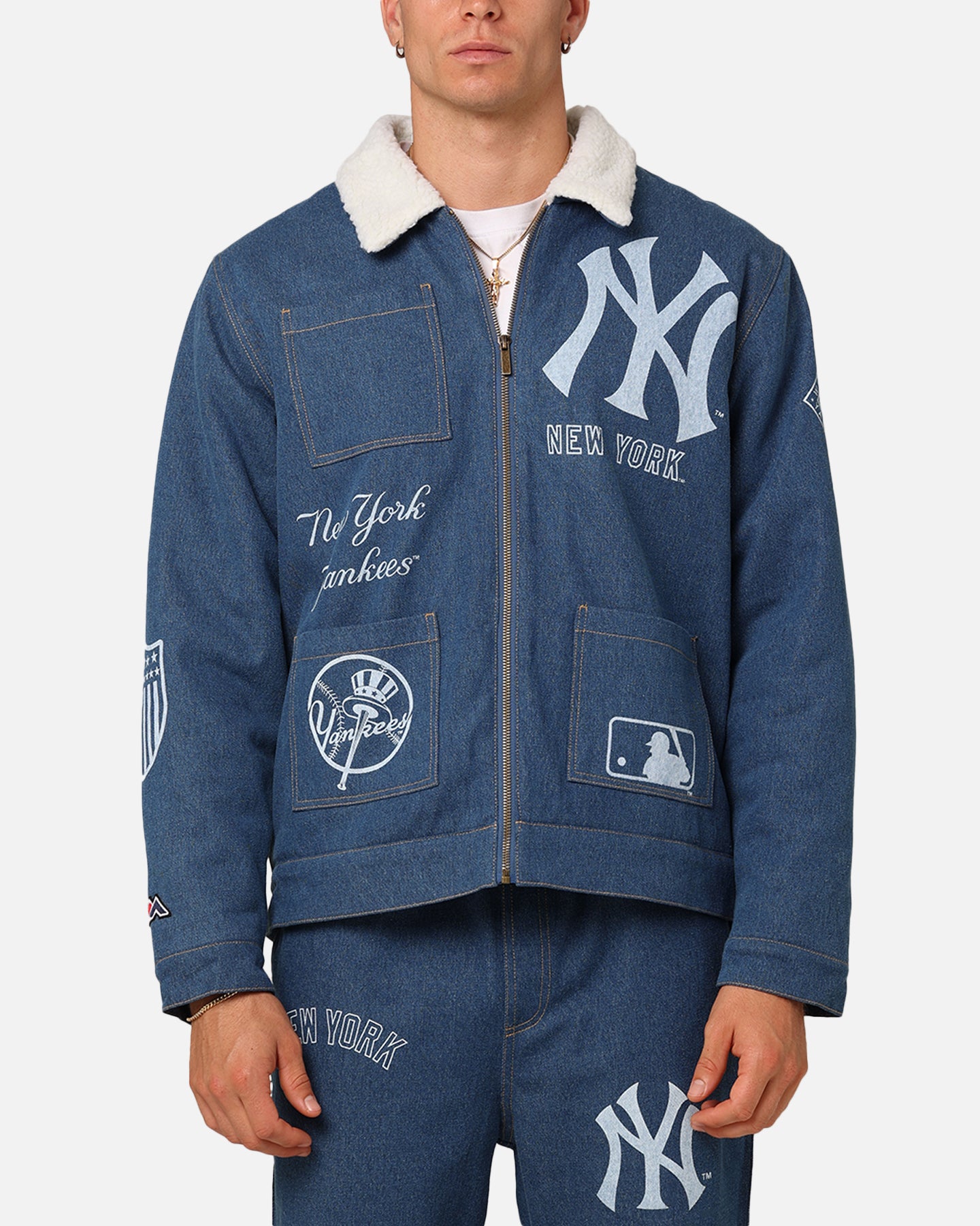 Majestic Athletic New York Yankees Etched Denim Shacket Washed