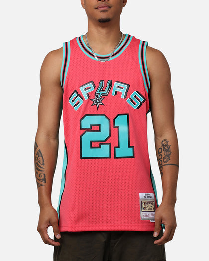 Mitchell & Ness San Antonio Spurs Tim Duncan 'Spurs 2014 Champs' '98-99 Swingman Jersey Pink