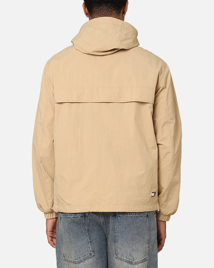 Tommy Jeans TJM Chicago Windbreaker EXT Tawny Sand