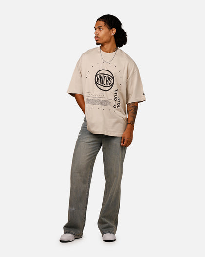 New Era X Bristol Studio New York Knicks 'Teams Edition' T-Shirt Stone