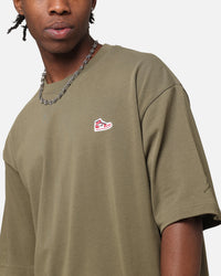 Jordan Brand Sneaker Patch Crewneck T-Shirt Medium Olive