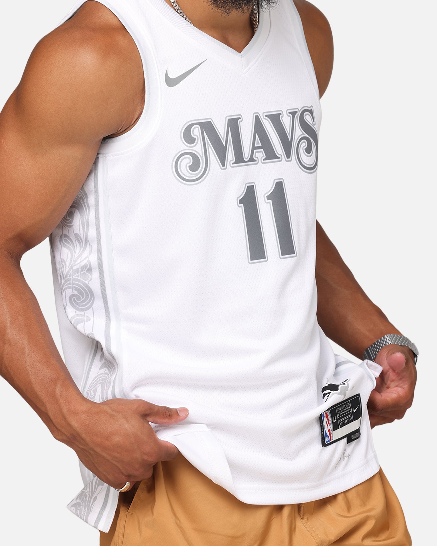 kyrie irving 11 jersey