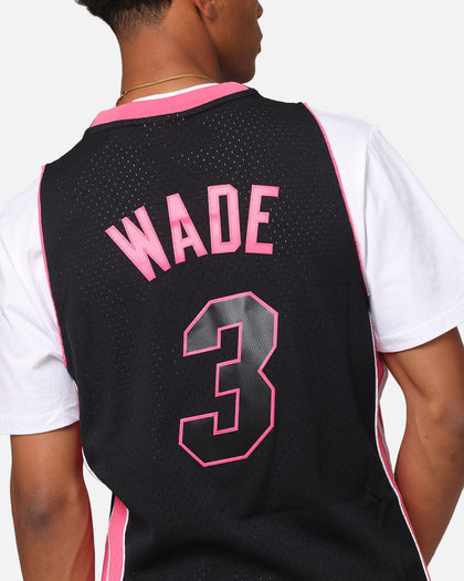 Mitchell & Ness Miami Heat Dwyane Wade 'Volt' 2005 Swing Jersey Black/Pink