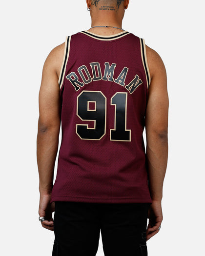 Mitchell & Ness Chicago Bulls Dennis Rodman 1997 Swingman Jersey Burgundy