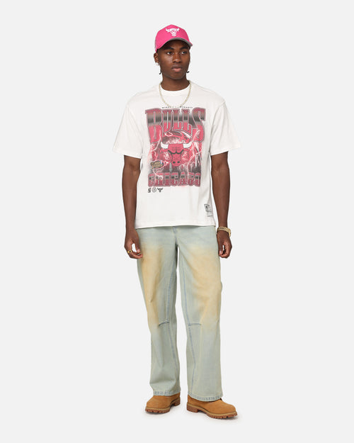 Mitchell & Ness Chicago Bulls City Strike T-Shirt Vintage White