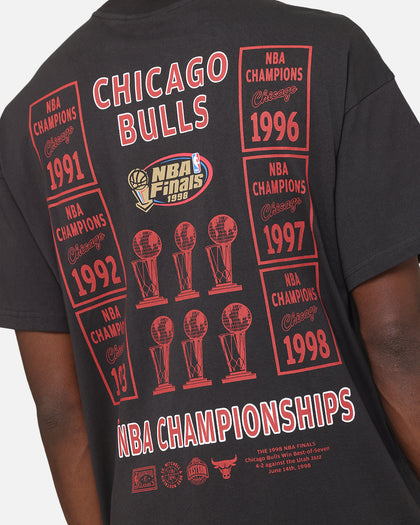 Mitchell & Ness Chicago Bulls Champions Report "Champ Pack" T-Shirt Faded Black