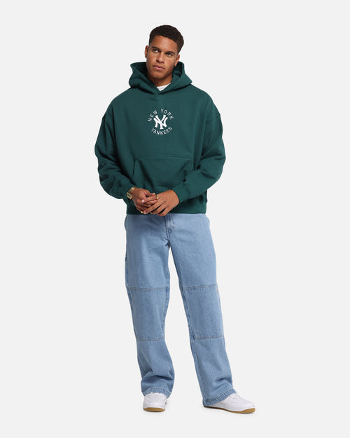 Majestic Athletic New York Yankees Mid Crest Boxy Hoodie Emerald
