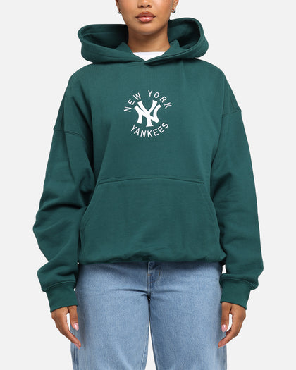 Majestic Athletic New York Yankees Mid Crest Boxy Hoodie Emerald