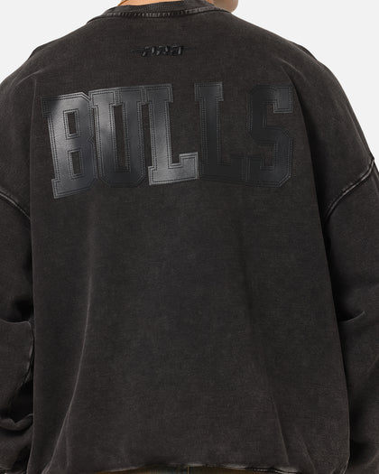 Pro Standard Chicago Bulls 'Wash Vanguard' Fleece Crewneck Washed Black