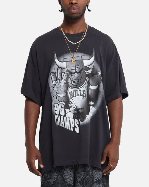 Mitchell & Ness Chicago Bulls 4-Time Champions T-Shirt Overdyed Black