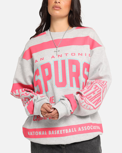 Mitchell & Ness San Antonio Spurs Letterform Crewneck Grey Marle
