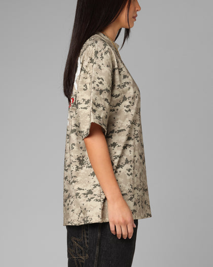 Loiter Bullrush Premium T-Shirt Digi Camo