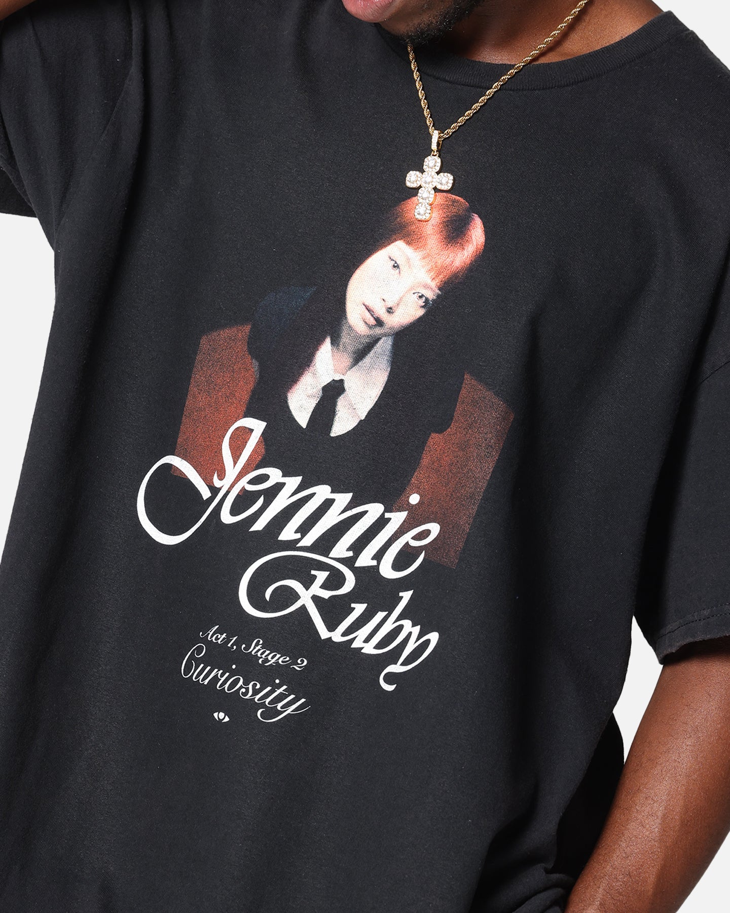 Jennie Ruby Curiosity T-Shirt Black Vintage | Culture Kings