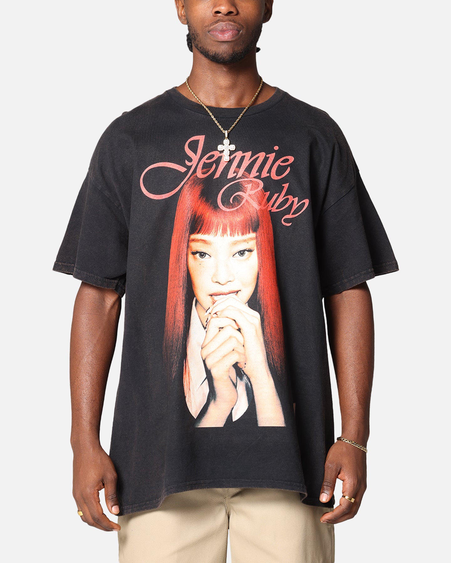 Jennie Ruby Nail Bite T-Shirt Black Vintage | Culture Kings