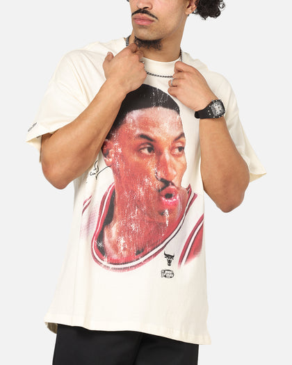 Mitchell & Ness Chicago Bulls Scottie Pippen Big Head T-Shirt Egret