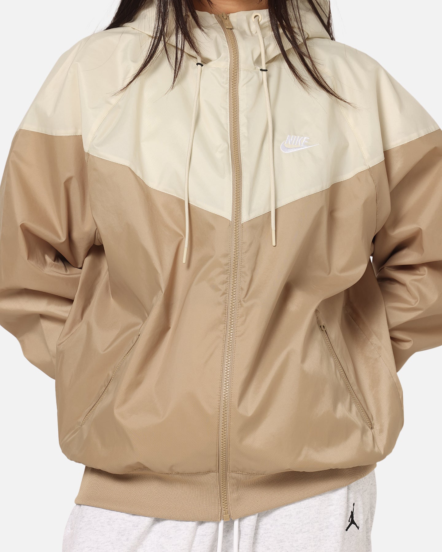 nike women's sportswear heritage windrunner jacket
