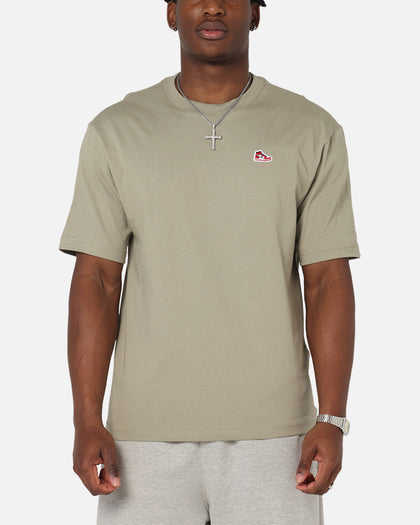 Jordan Brand Sneaker Patch Crewneck T-Shirt Khaki/Black