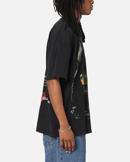 73Studio X Gears Of War '06 Mad World Vintage T-Shirt Black Acidwash