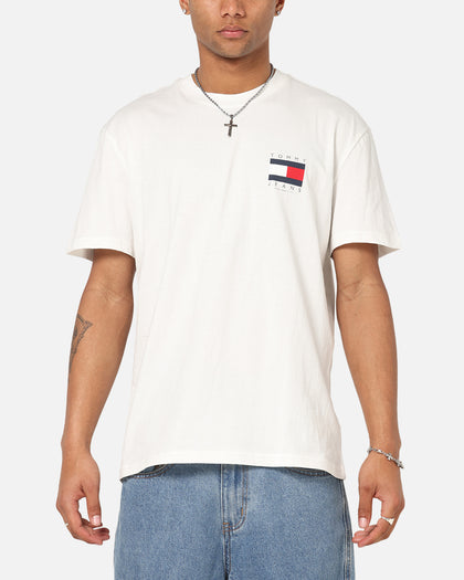 Tommy Jeans Regular Flag Graphic T-Shirt Ecru