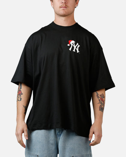 New Era New York Yankees 'All I Want For Christmas' Santa T-Shirt Black