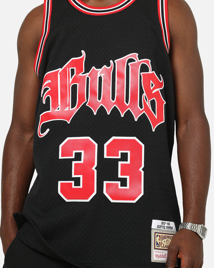 Mitchell & Ness Chicago Bulls Scottie Pippen Gothic Swing Jersey Black