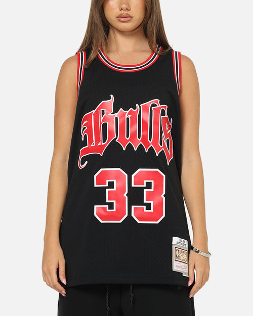 Mitchell & Ness Chicago Bulls Scottie Pippen Gothic Swing Jersey Black