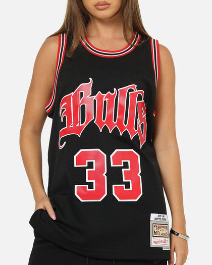 Mitchell & Ness Chicago Bulls Scottie Pippen Gothic Swing Jersey Black