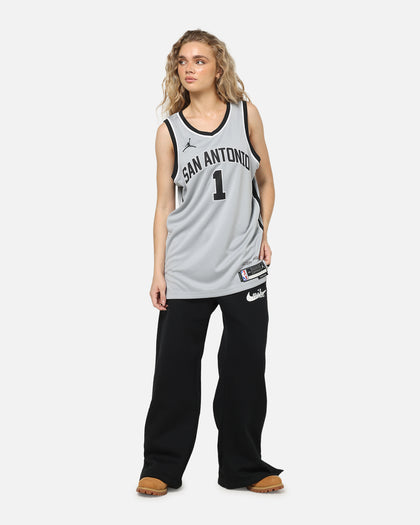 Nike Victor Wembanyama San Antonio Spurs 2025/26 Statement Edition Dri-FIT NBA Swingman Jersey Silver