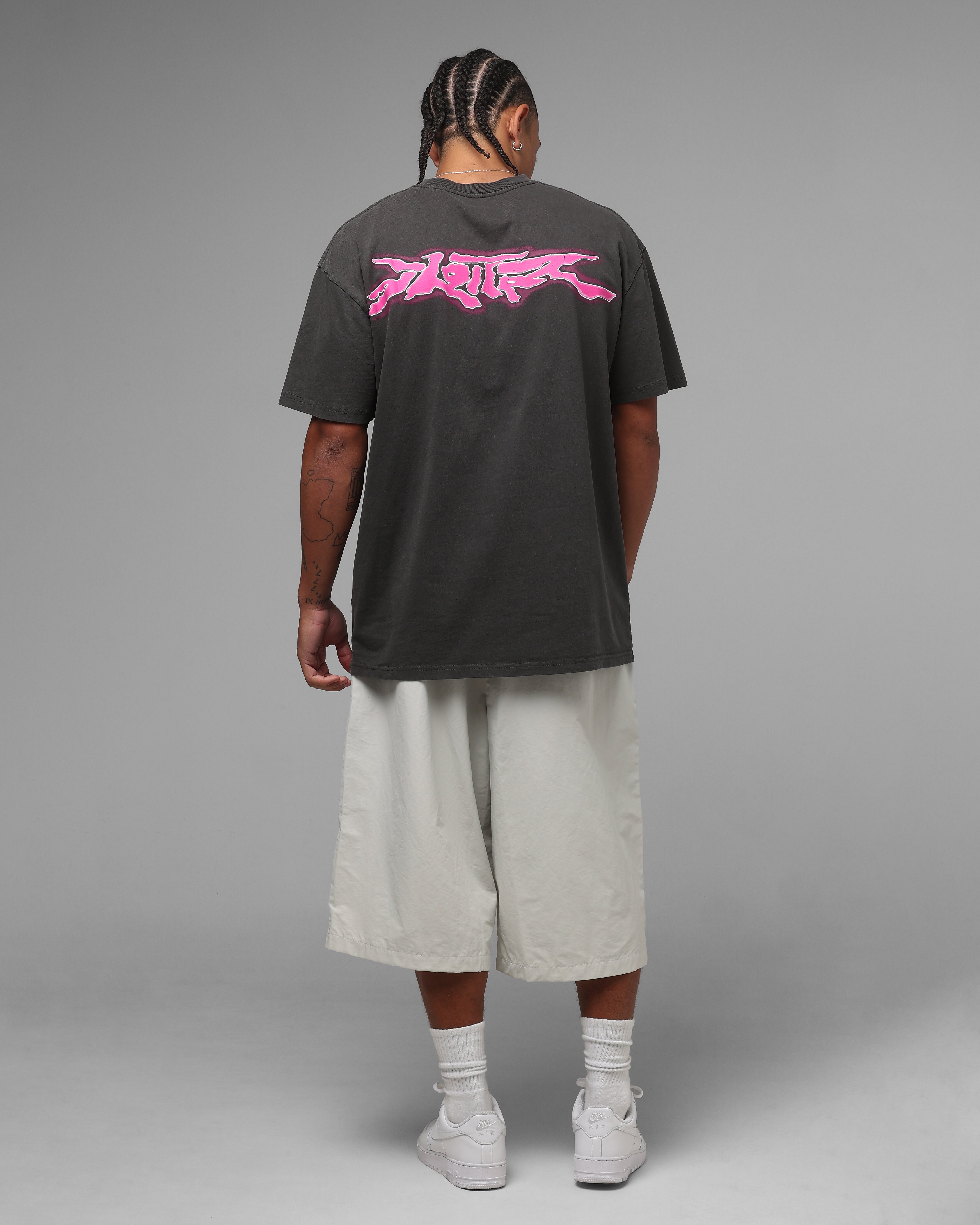 Loiter Cyber Logo T-Shirt Vintage Black | Culture Kings