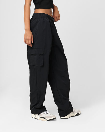 Nike Women's Sportswear Essential High-Rise Woven Cargo Pants Black/White