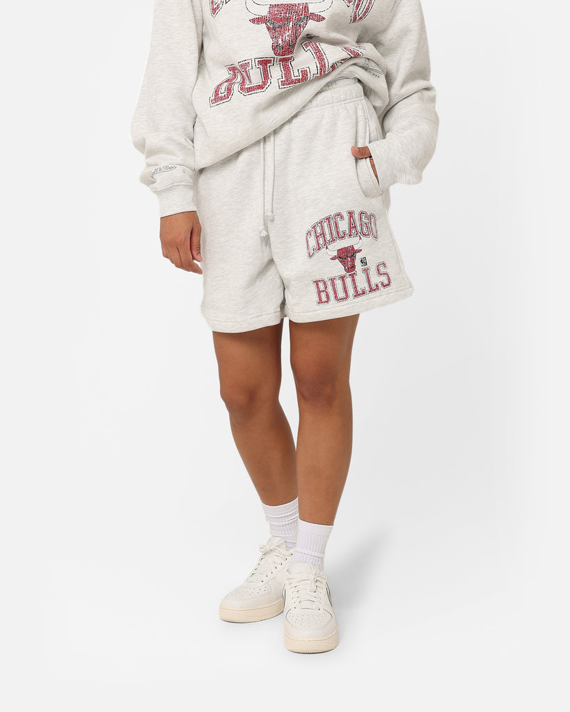 mitchell and ness white bulls shorts