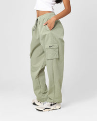 Nike Women's Sportswear Essential High-Rise Woven Cargo Pants Oil Green/Black