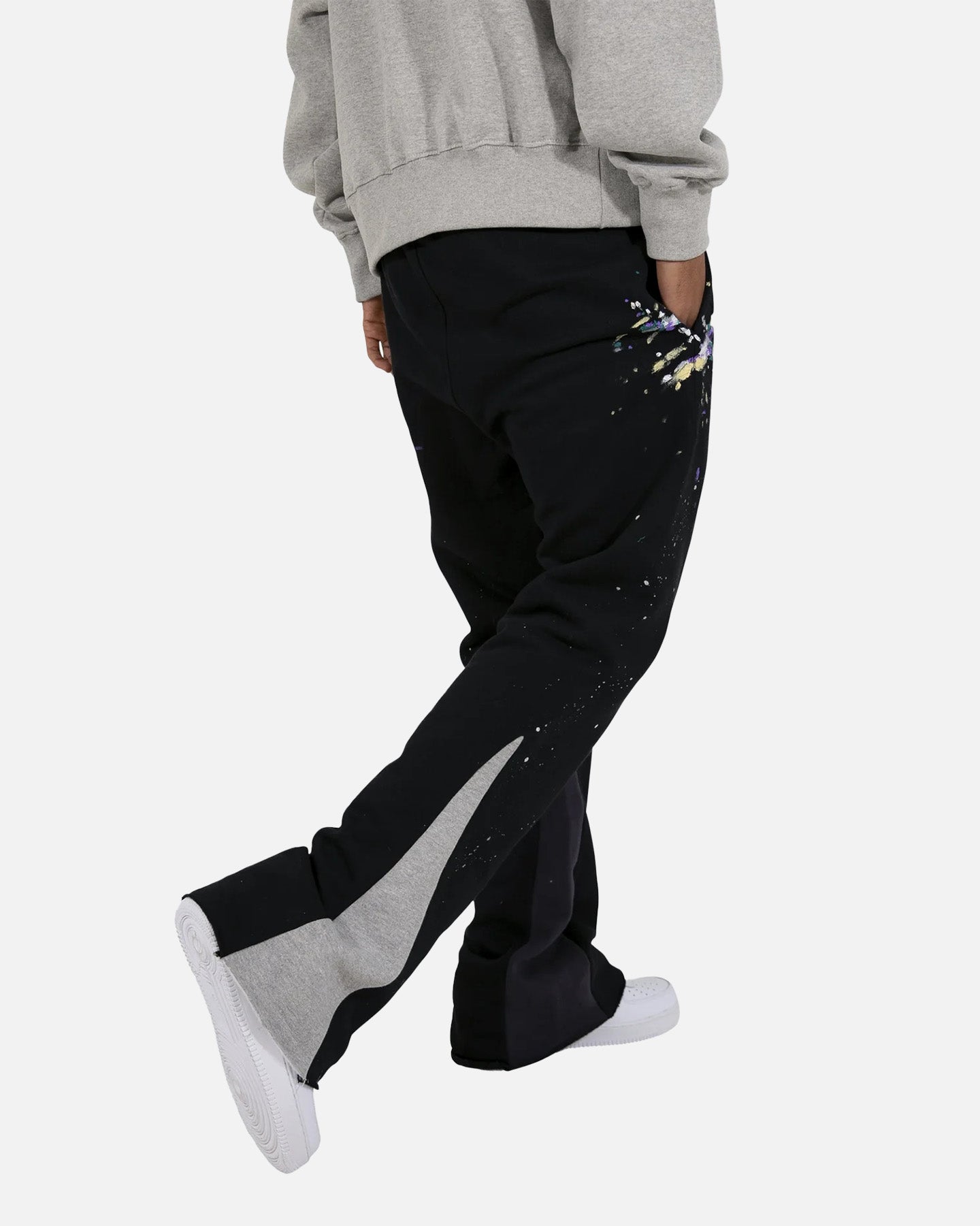 MNML Contrast Bootcut Sweat Pants Black | Culture Kings