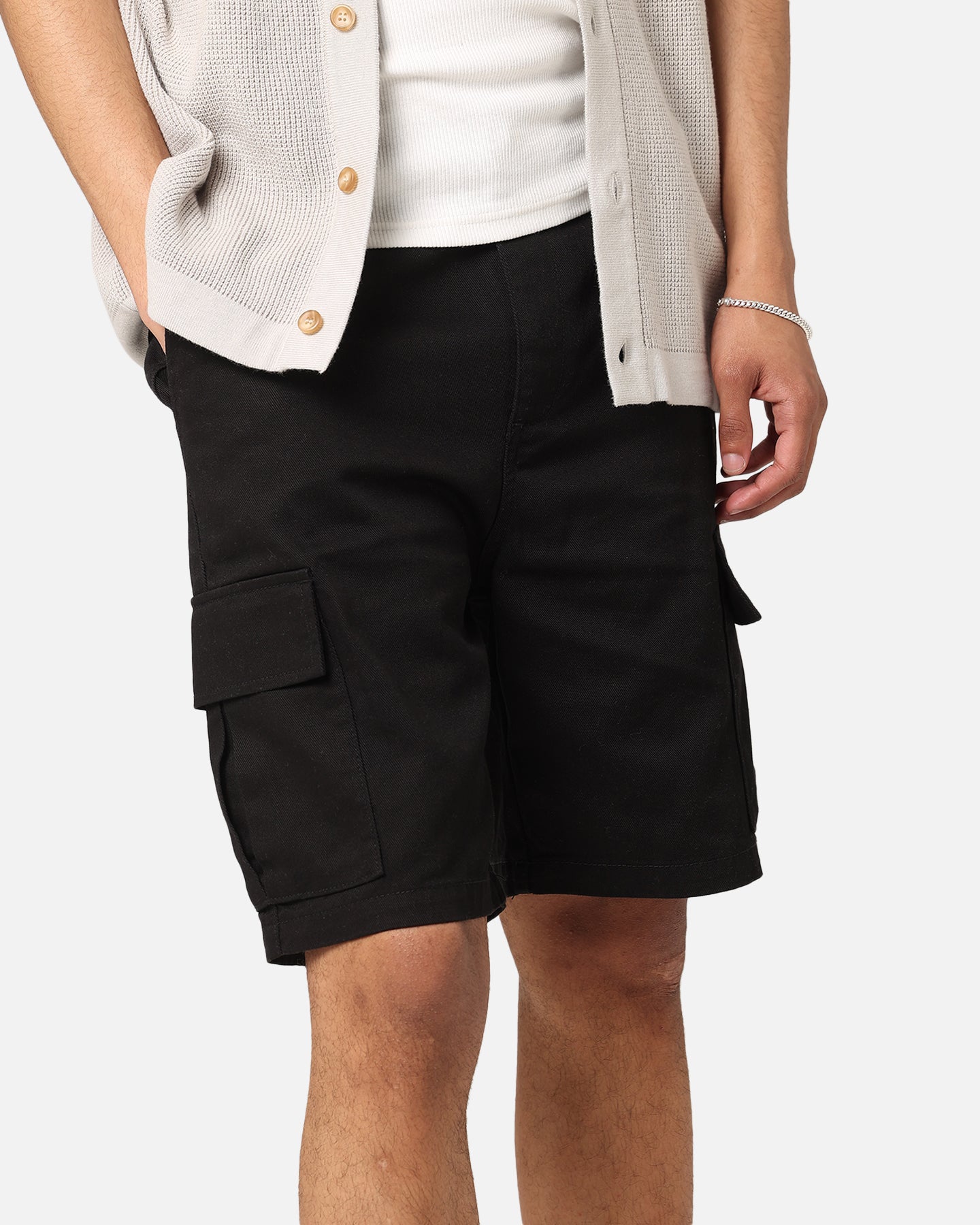 XXIII Jordy Cargo Shorts Black | Culture Kings