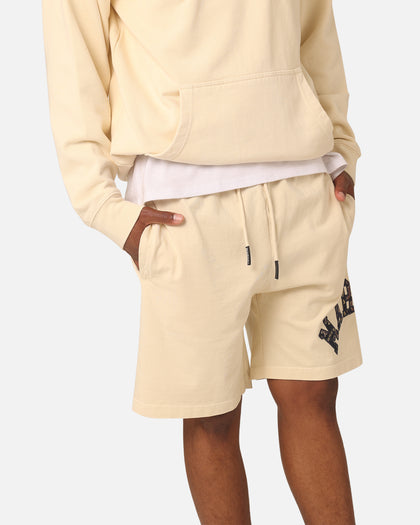 Market Rug Dealer Throwback Arc Shorts Ecru