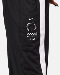 Nike Women's Sportswear PK Skirt Black/Light Crimson/White